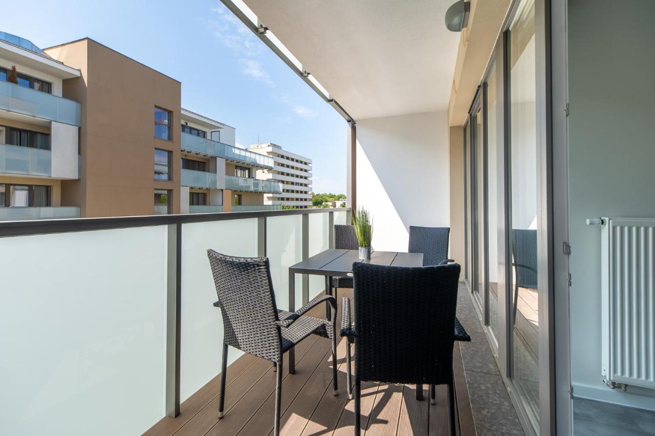 Green Sea Apartamenty Kasprowicza โควอบเซก ภายนอก รูปภาพ